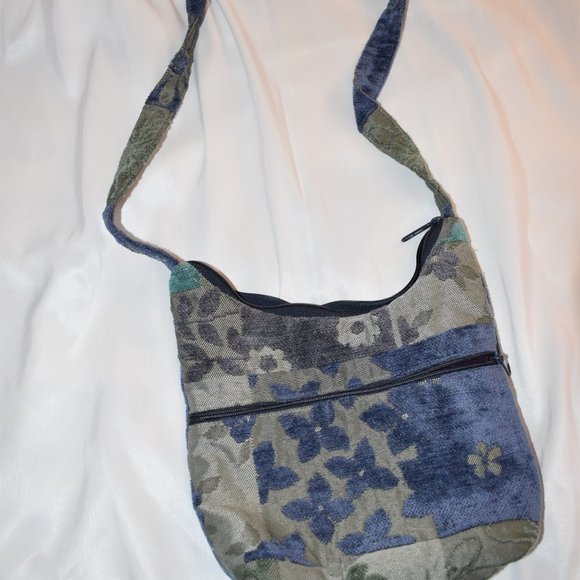 Brocaded Crossbody bag - Picture 2 of 8